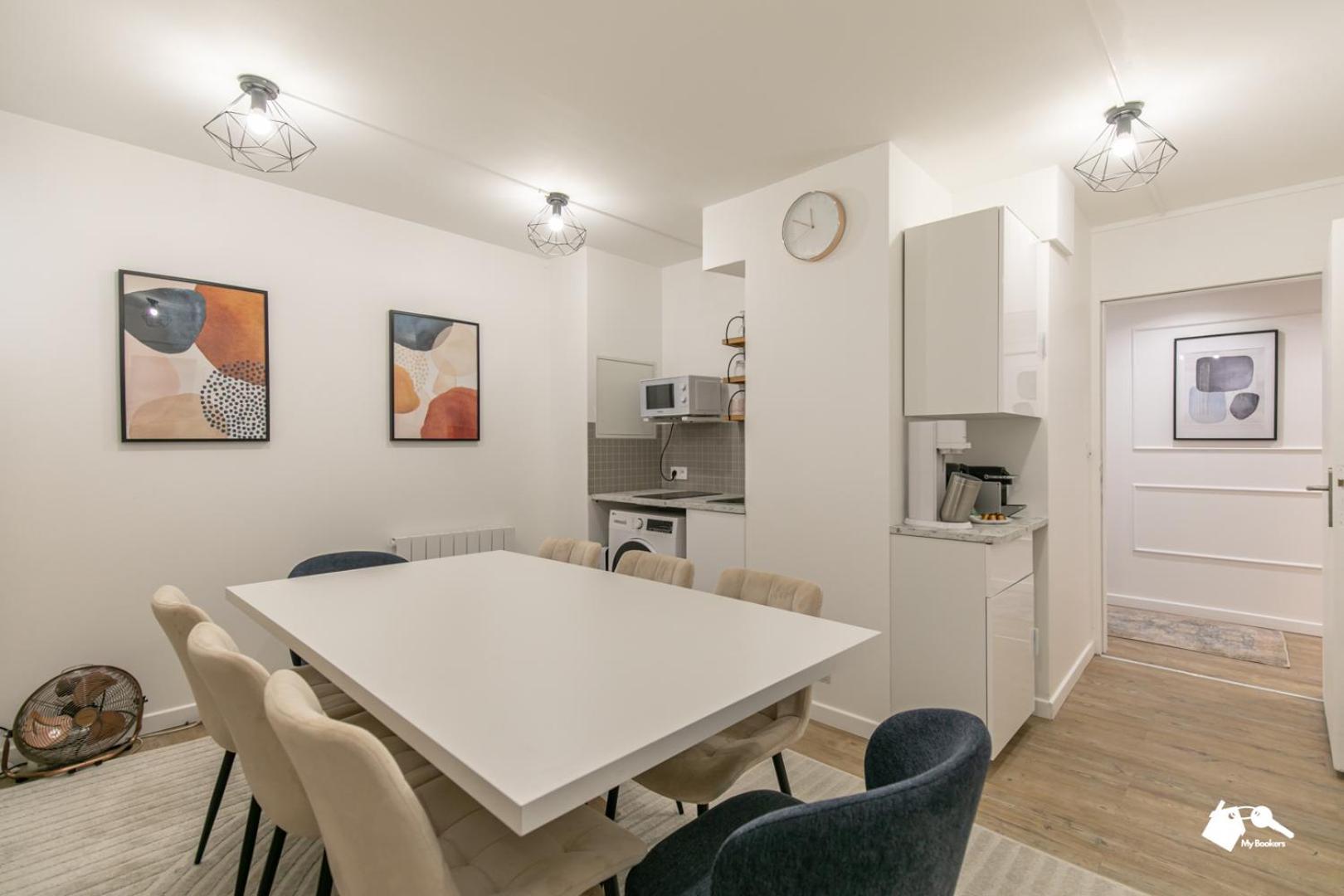 Appartement Mba - Beslay - Splendide Centre Paris